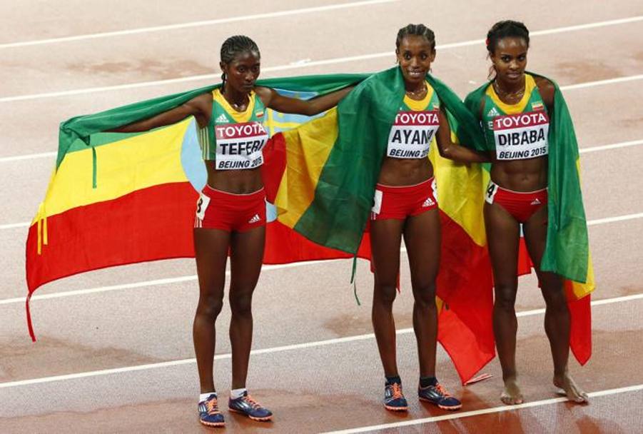 5000 - Alla Dibaba non riesce la doppietta . Nel podio tutto etiope dei 5000 deve accontentarsi del bronzo (14&#39;44&#39;&#39;14) dietro le connazionali Almaz Ayana (14&#39;26&#39;&#39;83) e Teferi (14&#39;44&#39;&#39;07)
